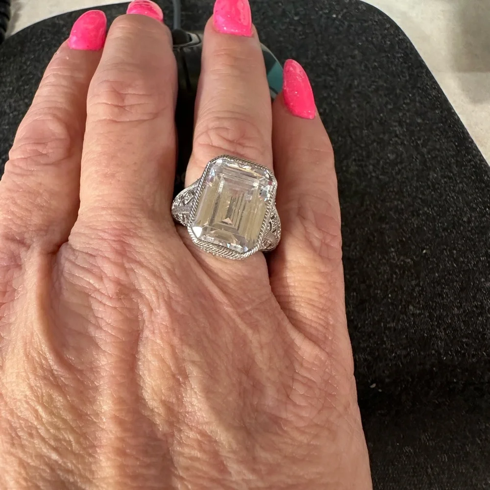 Judith Ripka Ring - Picture 4 of 8